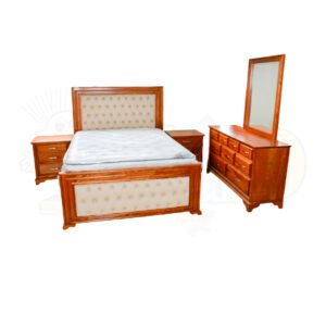 CAMA CLÁSICA TAPIZADA